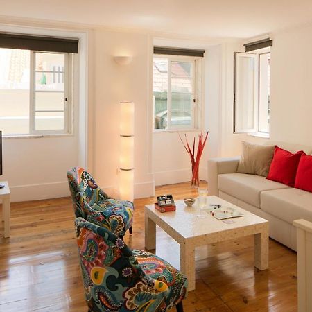 Traveling To Lisbon Baixa Apartments Lisboa Exterior foto